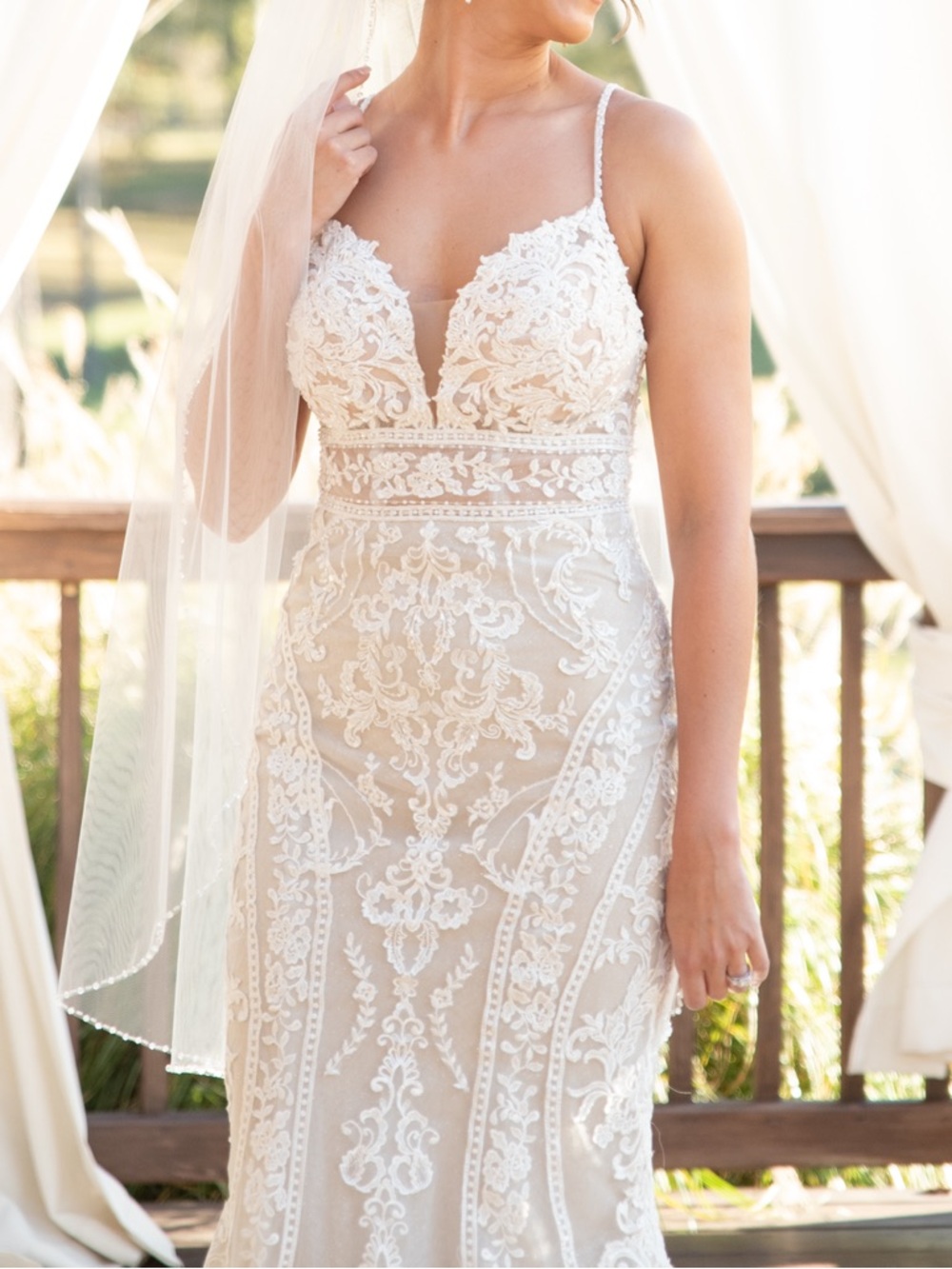 Lace Appliqué Spaghetti Strap Wedding Dress in Ivory